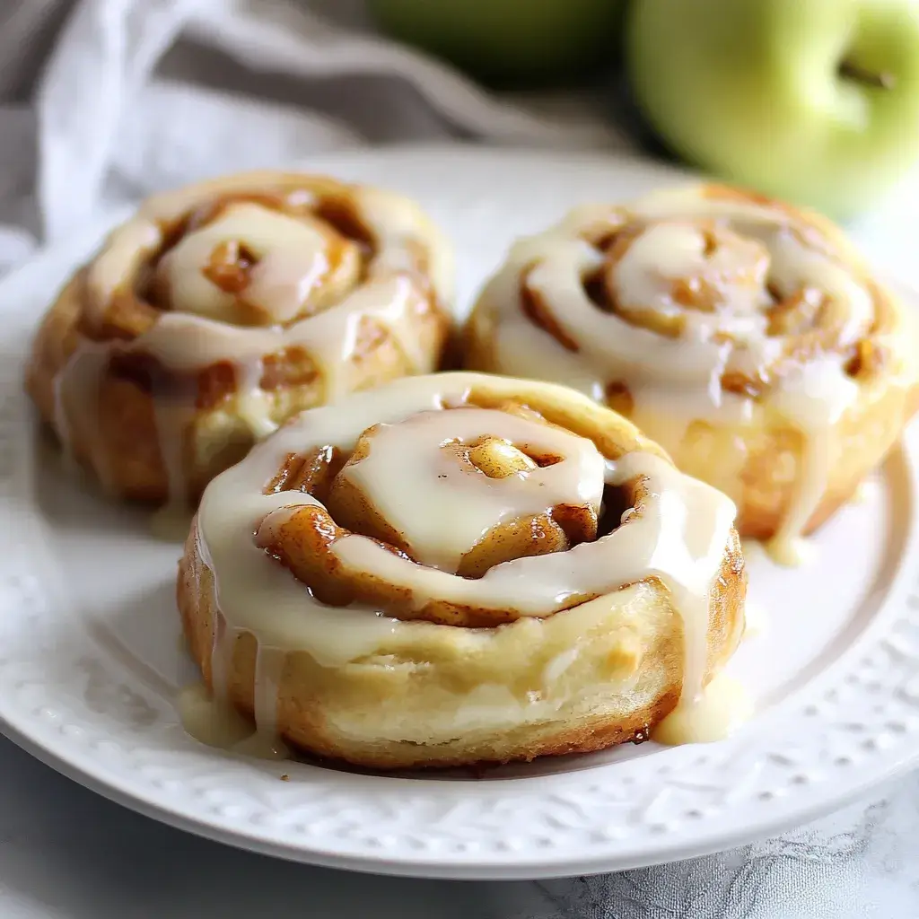 Easy Caramel Apple Cinnamon Rolls